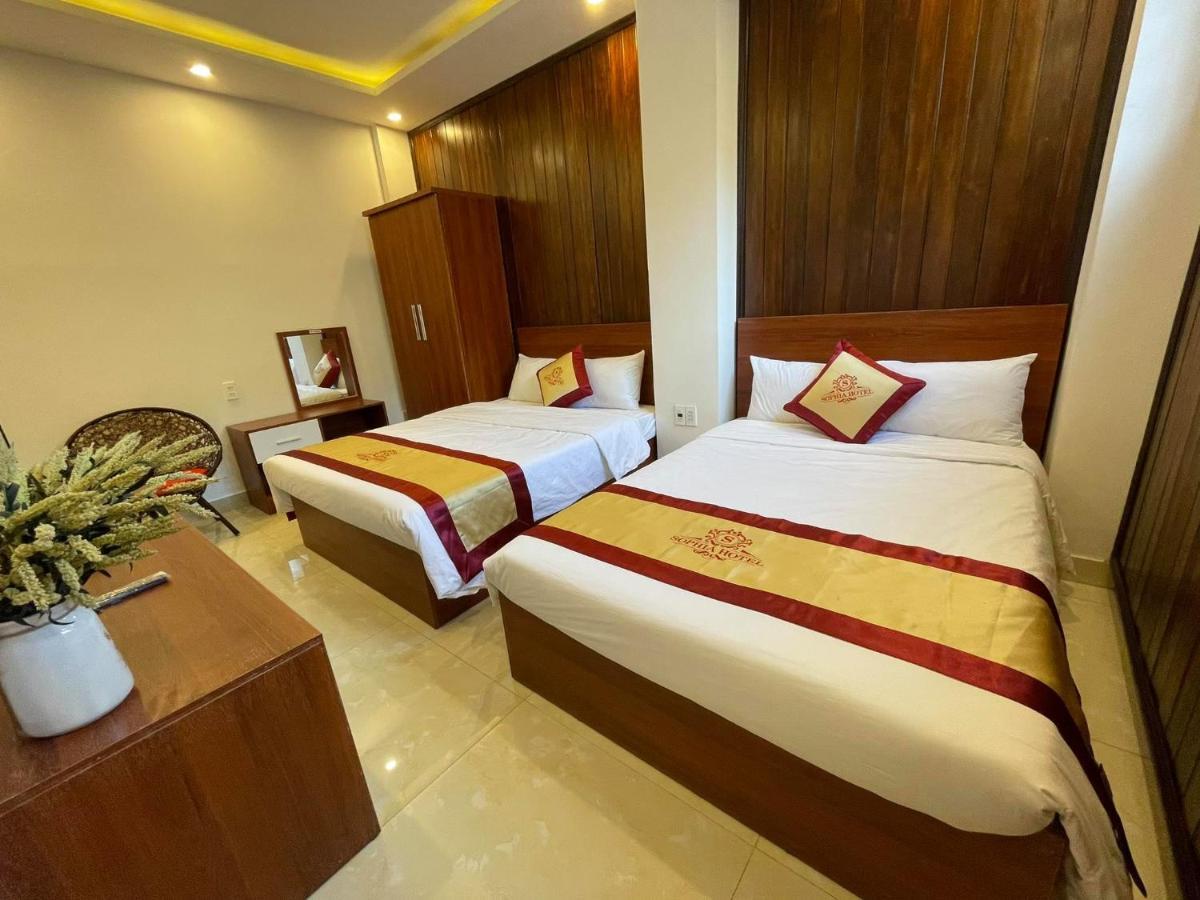 Sapphire Hotel Hue Exterior foto
